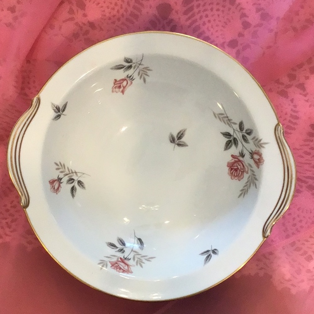 Noritaki Rosabel Serving Bowl. 10” round.